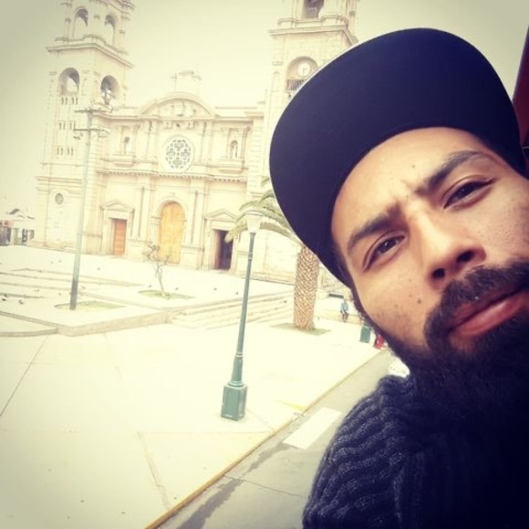 Meet your Posher, Cesar - Picture 1 of 1